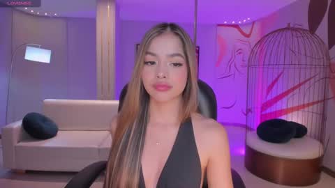 Snapshot of amydavis_ chatting on February 2025 06:40:01 AM Amy online show from February 2025 06:40:01 AM