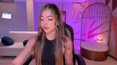 Snapshot of amydavis_ chatting on February 2025 03:04:02 AM Amy online show from February 2025 03:04:02 AM