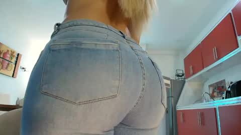 Nataly independent model online show from April 2026 04:01:01 PM