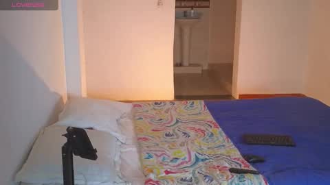 Snapshot of amymonroee chatting on November 2025 12:22:01 AM Amy Monroe online show from November 2025 12:22:01 AM