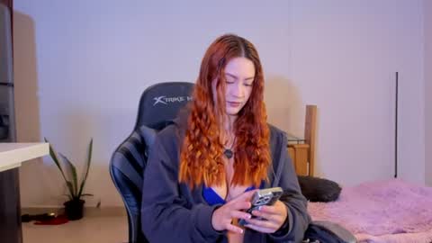 Snapshot of amypond__ chatting on June 2026 01:01:01 PM Amy online show from June 2026 01:01:01 PM