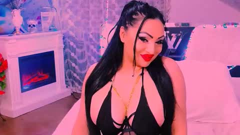 Snapshot of amyrarosera chatting on October 2025 09:37:01 PM Alimoonyia online show from October 2025 09:37:01 PM