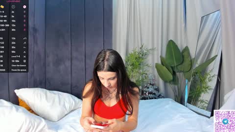 Emily online show from January 2025 06:03:01 AM