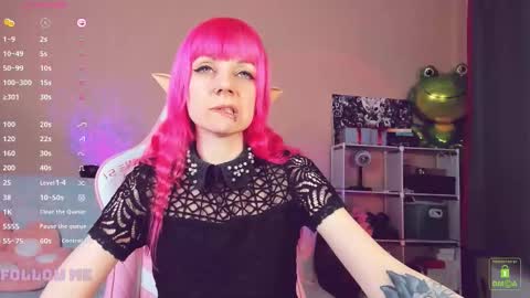 Amy Rose online show from December 2025 07:44:01 PM