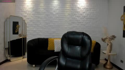 AMY WALKER online show from January 2025 10:11:02 AM