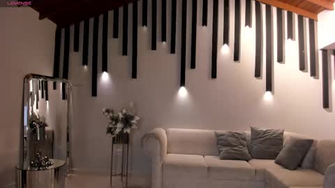 AMY WALKER online show from February 2025 10:16:01 AM