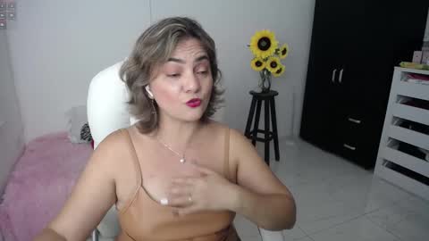  Ana  online show from February 2025 11:02:02 PM