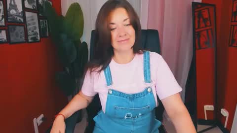 Snapshot of ana_mills chatting on September 2025 03:01:02 PM Ana online show from September 2025 03:01:02 PM