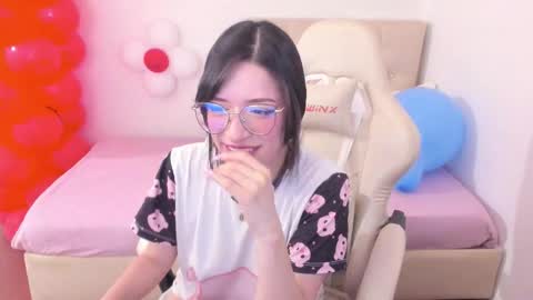 Im anna but you can call me as you want online show from March 2026 08:37:01 PM