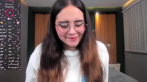 Snapshot of ana_taylor2 chatting on December 2024 11:14:02 PM Ana online show from December 2024 11:14:02 PM