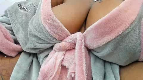 ANNA FUENTES online show from January 2025 02:42:02 PM