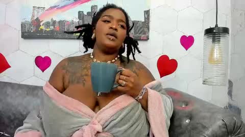 ANNA FUENTES online show from February 2025 02:11:02 PM