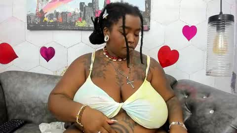 ANNA FUENTES online show from February 2025 02:37:01 PM