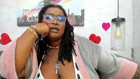 ANNA FUENTES online show from February 2025 02:38:02 PM
