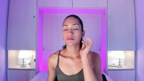 Snapshot of anaacollins_ chatting on June 2026 11:30:02 AM anaacollins_ online show from June 2026 11:30:02 AM