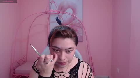 Anabeell online show from December 2025 09:00:02 PM