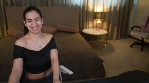 Sweet girls online show from April 2026 07:00:01 AM