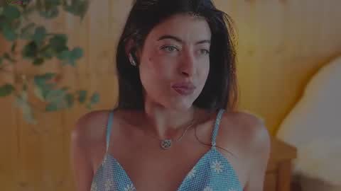 Snapshot of anabelcurvy chatting on June 2026 12:52:01 PM anabelcurvy online show from June 2026 12:52:01 PM
