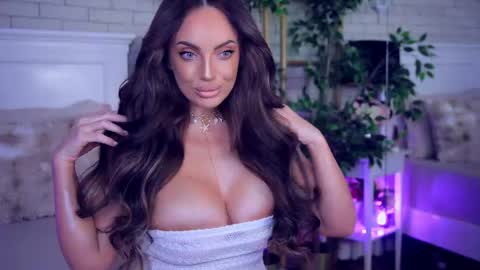 Snapshot of anabellastar chatting on May 2026 03:45:02 AM anabellastar online show from May 2026 03:45:02 AM
