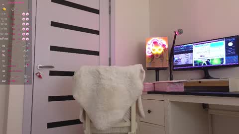 Annie  online show from March 2025 03:02:01 PM