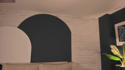 Snapshot of anadurant chatting on October 2025 12:17:01 PM Ana online show from October 2025 12:17:01 PM