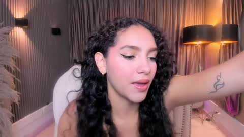 Snapshot of anahi_curlie1 chatting on June 2026 11:12:02 AM Anahi Curlie online show from June 2026 11:12:02 AM
