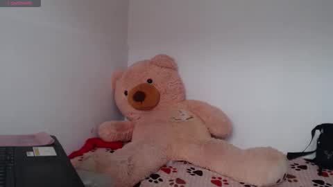 Anahi Browns online show from March 2026 07:09:01 PM