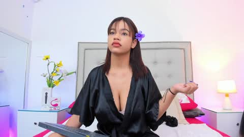 Anahi Rivera online show from February 2025 11:55:02 AM