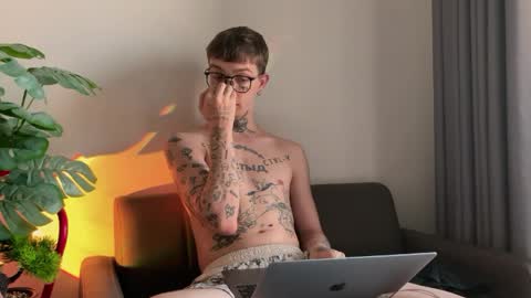 simon online show from April 2026 11:35:02 PM