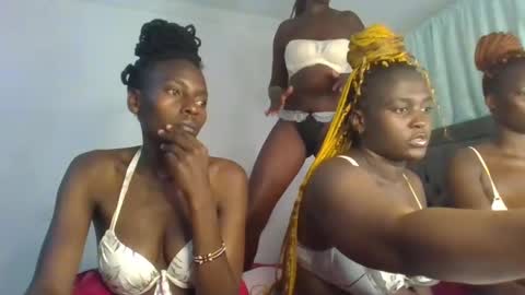 Analeia online show from January 2025 07:26:02 PM