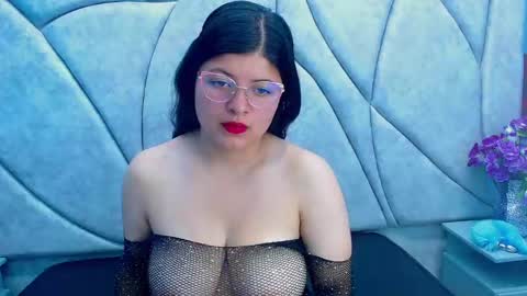 Snapshot of analybigboobs chatting on January 2025 03:02:01 AM catherin owen online show from January 2025 03:02:01 AM