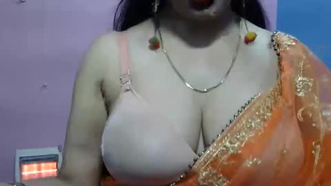 Snapshot of anamika794088 chatting on January 2025 01:42:02 PM anamika794088 online show from January 2025 01:42:02 PM