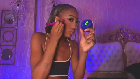 Snapshot of anamonroee chatting on April 2026 07:01:01 PM anamonroee online show from April 2026 07:01:01 PM