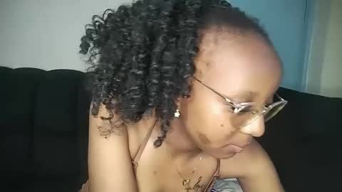 Ananablossom online show from October 2025 06:13:02 PM