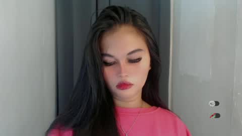 Snapshot of anaruru_ chatting on June 2026 10:23:01 AM ANA online show from June 2026 10:23:01 AM