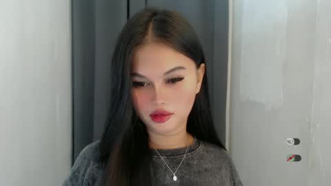 Snapshot of anaruru_ chatting on June 2026 01:28:02 PM ANA online show from June 2026 01:28:02 PM