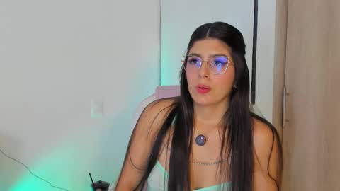 Anastacia online show from November 2025 02:13:02 AM