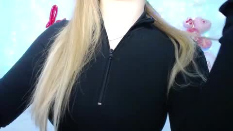 anastacyyellig online show from February 2025 12:06:02 PM