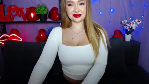 anastacyyellig online show from March 2025 04:02:02 AM