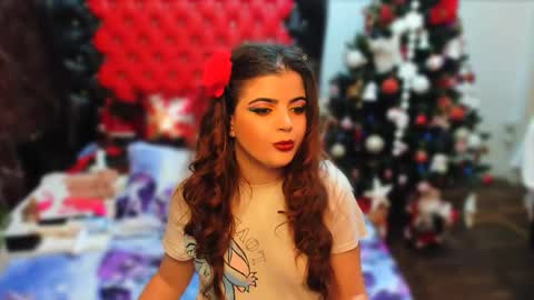 Ana   online show from December 2025 06:19:01 AM