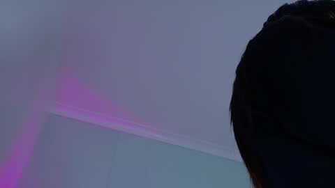 Kendra  online show from October 2025 12:22:02 PM