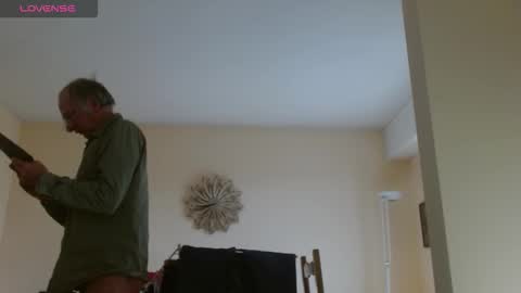 mario online show from November 2025 01:35:02 PM