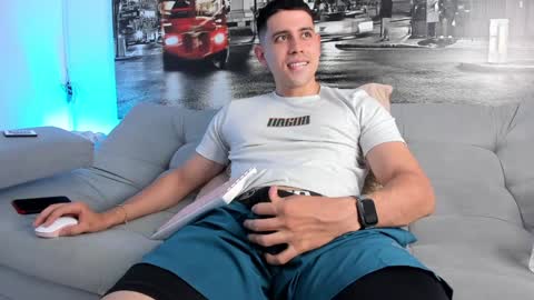 Snapshot of ander_perez chatting on December 2024 05:40:01 PM ANDER online show from December 2024 05:40:01 PM