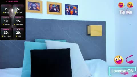 Andrea online show from February 2026 12:33:02 PM