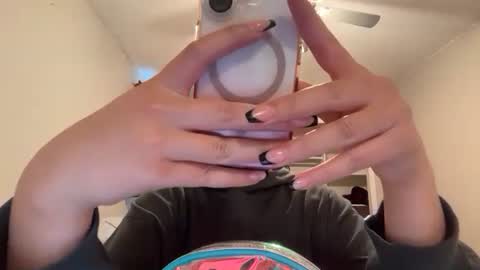 anditspinkxo online show from June 2026 08:09:02 PM