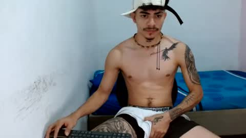 andr_093 online show from July 2026 12:03:01 PM