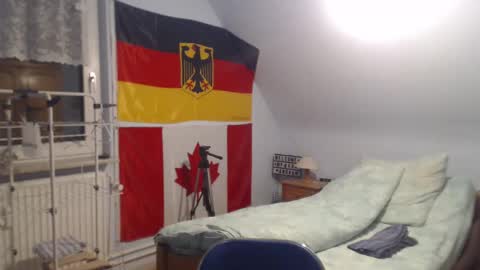 Snapshot of andre124231 chatting on December 2024 05:15:02 PM Andre online show from December 2024 05:15:02 PM