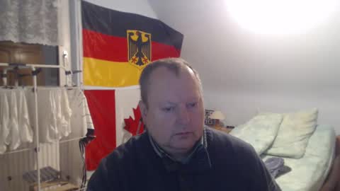 Snapshot of andre124231 chatting on December 2024 11:42:02 PM Andre online show from December 2024 11:42:02 PM