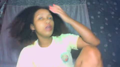 Snapshot of andre415913 chatting on April 2026 03:52:01 AM andre415913 online show from April 2026 03:52:01 AM