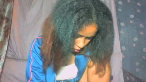 Snapshot of andre415913 chatting on May 2026 05:12:02 AM andre415913 online show from May 2026 05:12:02 AM